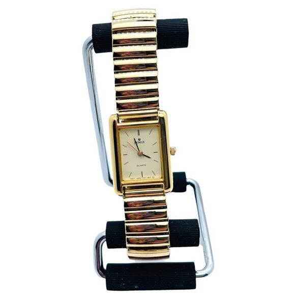 Vintage Jemis Goldtone Watch  - Picture 5 of 8